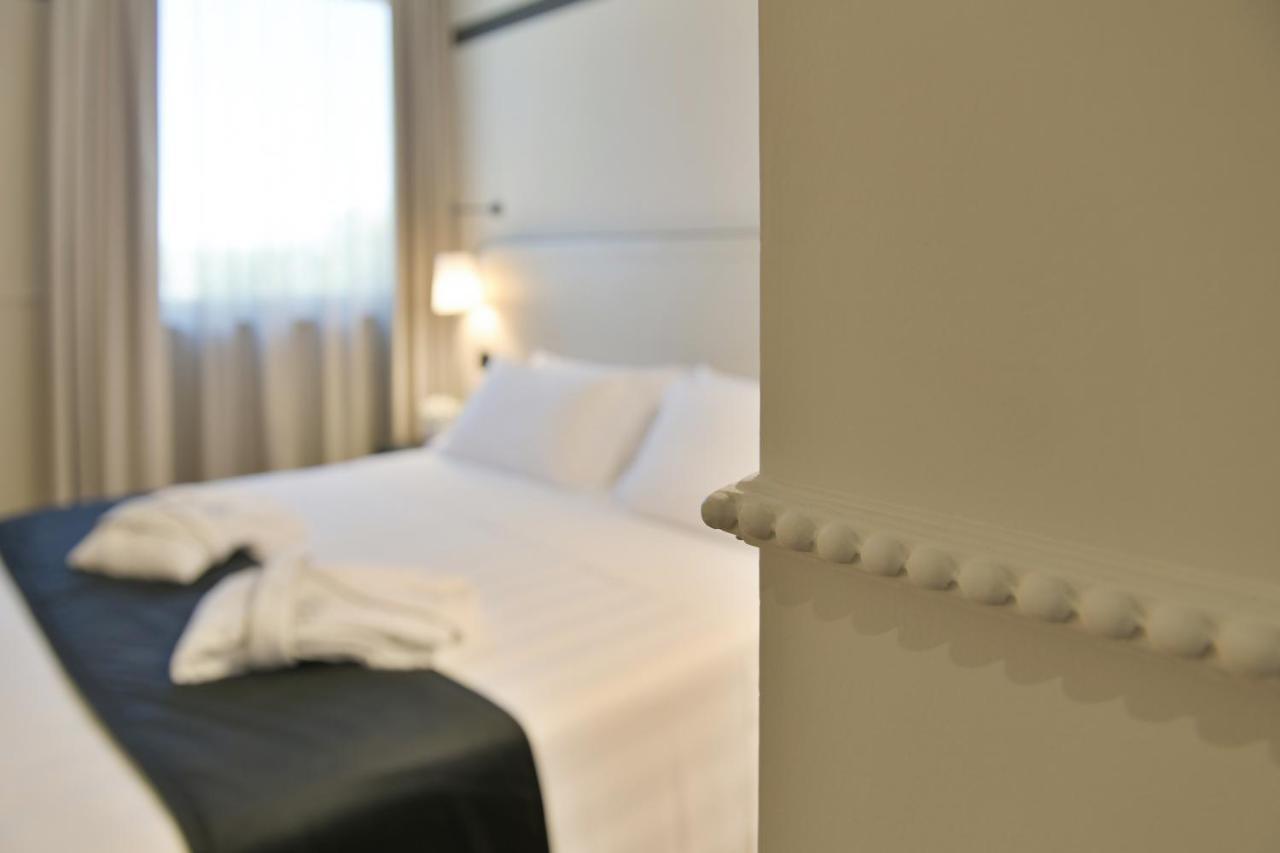 Hotel Torresi โปเตนซา ปิเชนา ภายนอก รูปภาพ