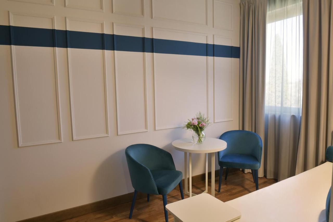 Hotel Torresi โปเตนซา ปิเชนา ภายนอก รูปภาพ