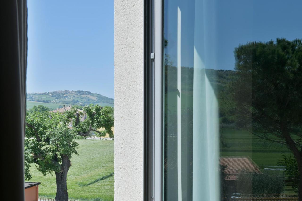Hotel Torresi โปเตนซา ปิเชนา ภายนอก รูปภาพ