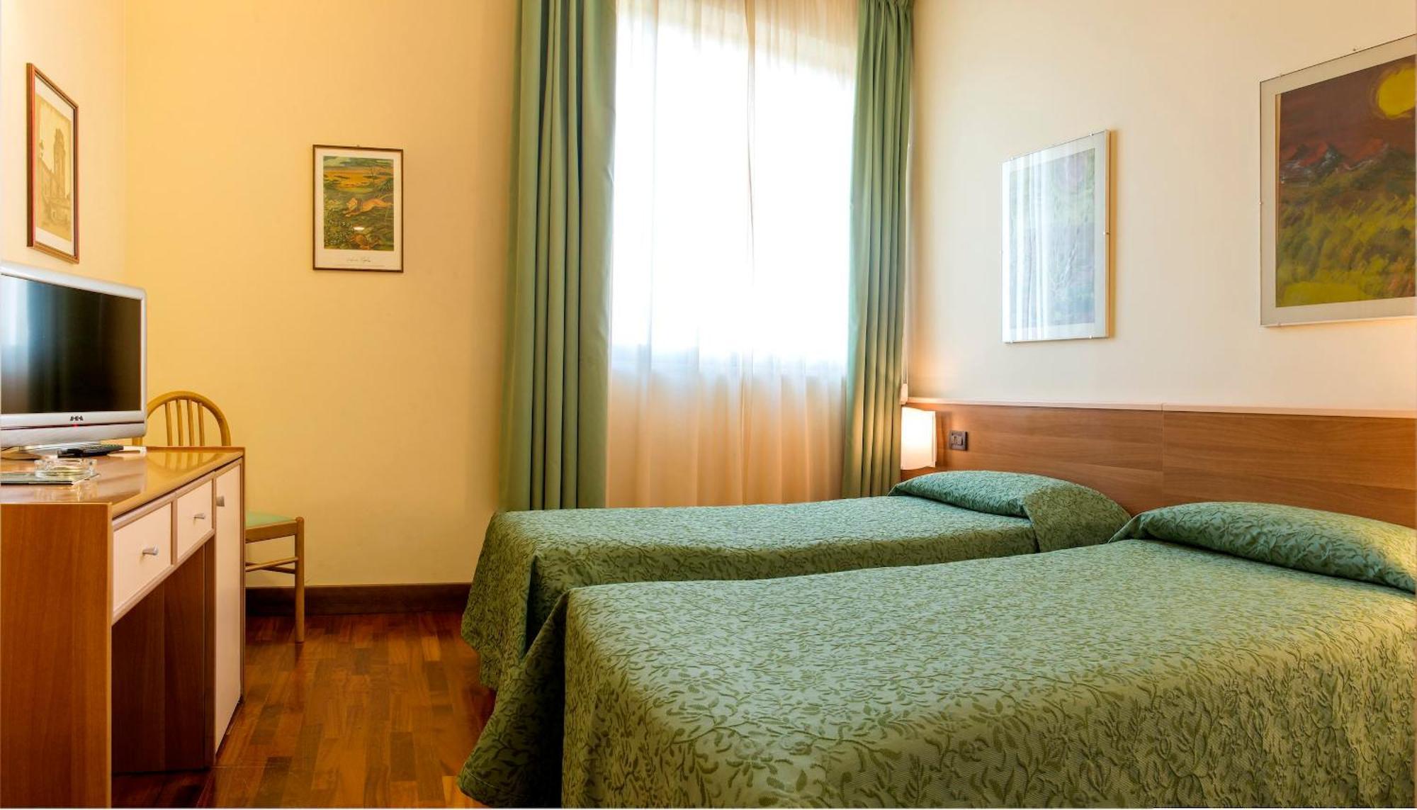 Hotel Torresi โปเตนซา ปิเชนา ห้อง รูปภาพ