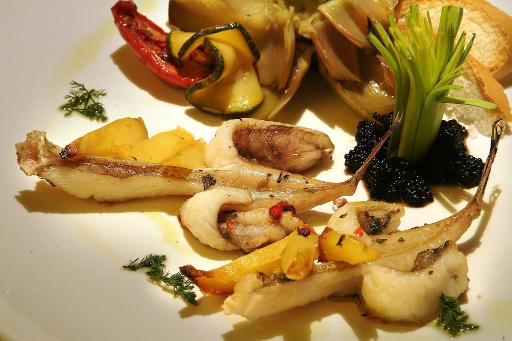 Hotel Torresi โปเตนซา ปิเชนา ภายนอก รูปภาพ