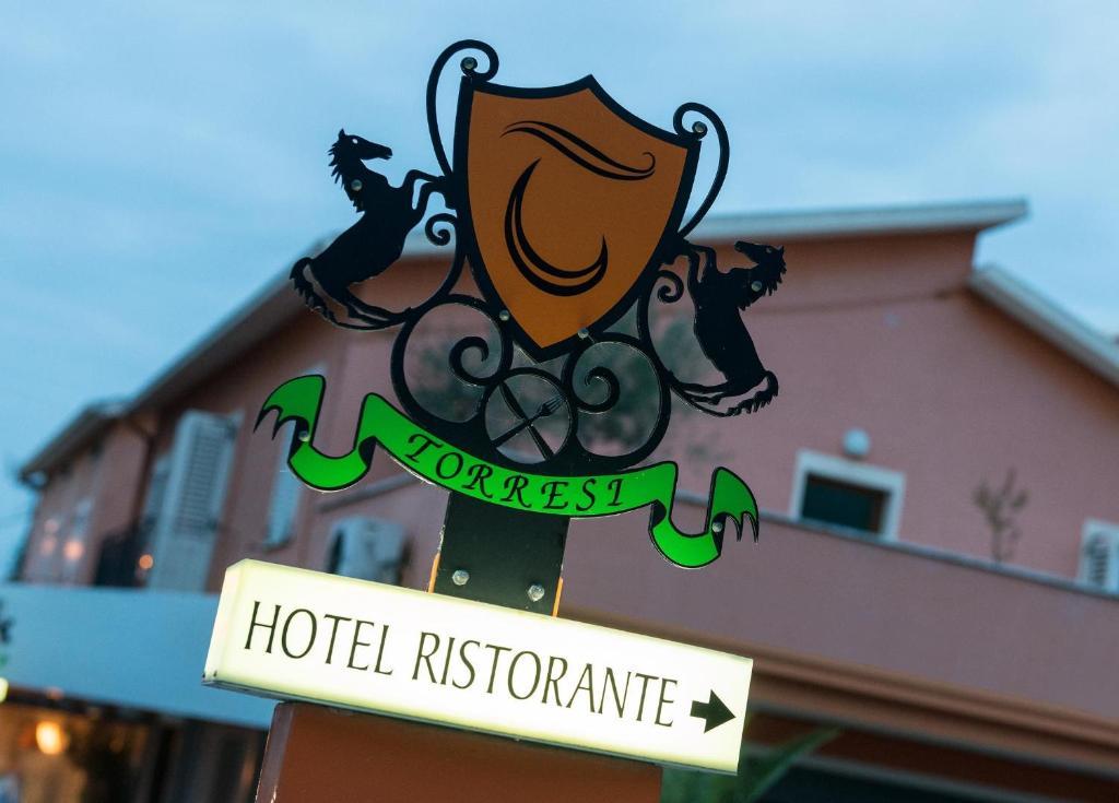 Hotel Torresi โปเตนซา ปิเชนา ภายนอก รูปภาพ